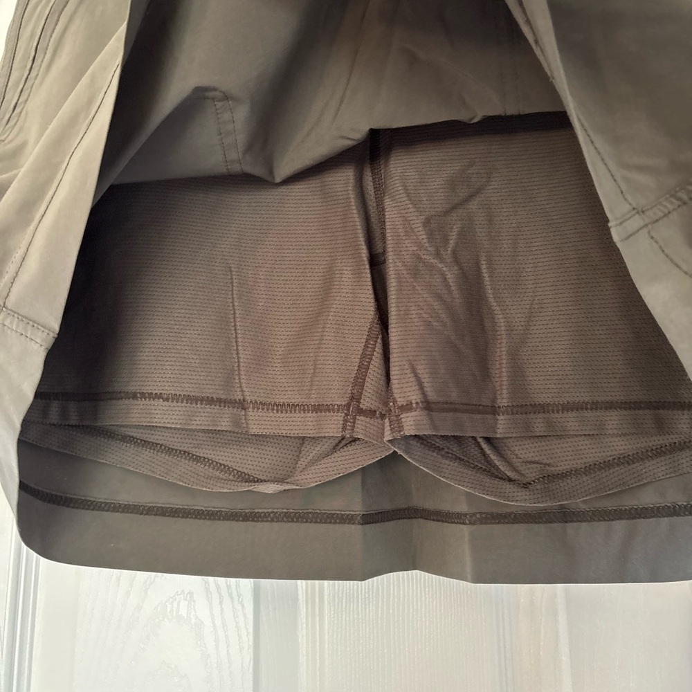 Athleta Chelsea Cargo Skort with Drawstring - Olive Green, 14 - Picture 2 of 4